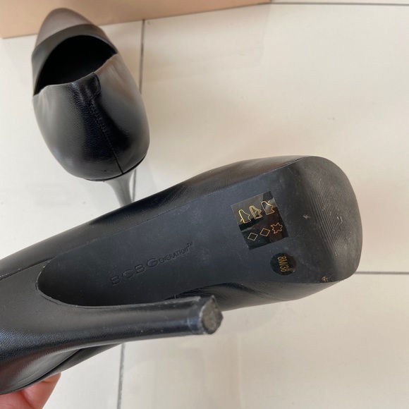 BCBG Heels Womens Size 8 - Picture 5 of 10